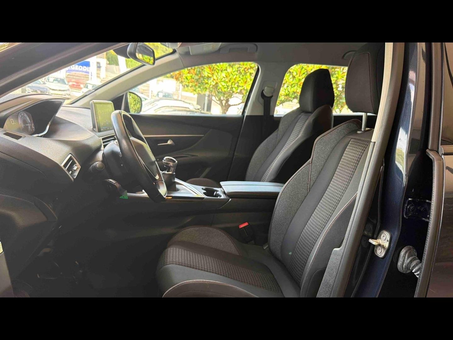peugeot - Visuel 9