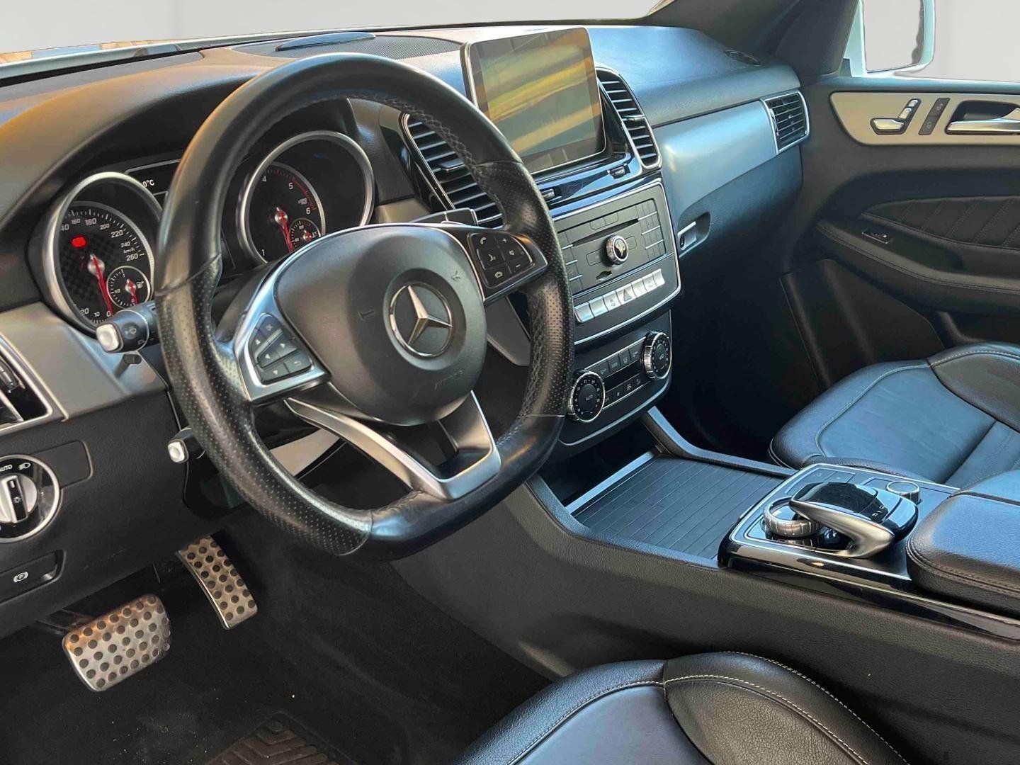 mercedes - Visuel 16