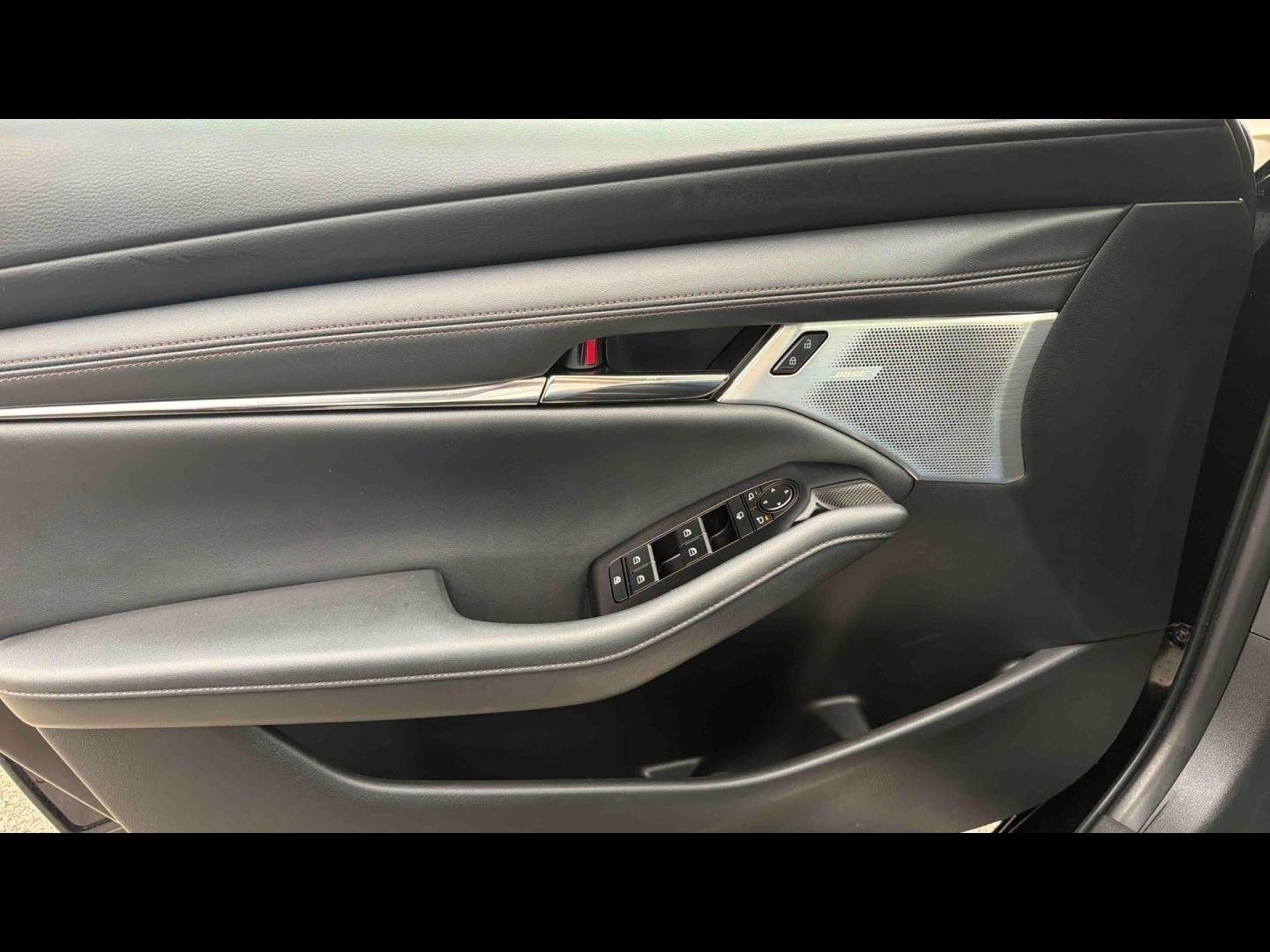 mazda - Visuel 16